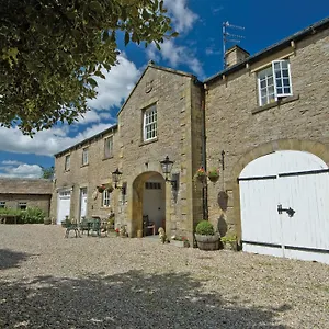 Coach House - E5120 Holiday home